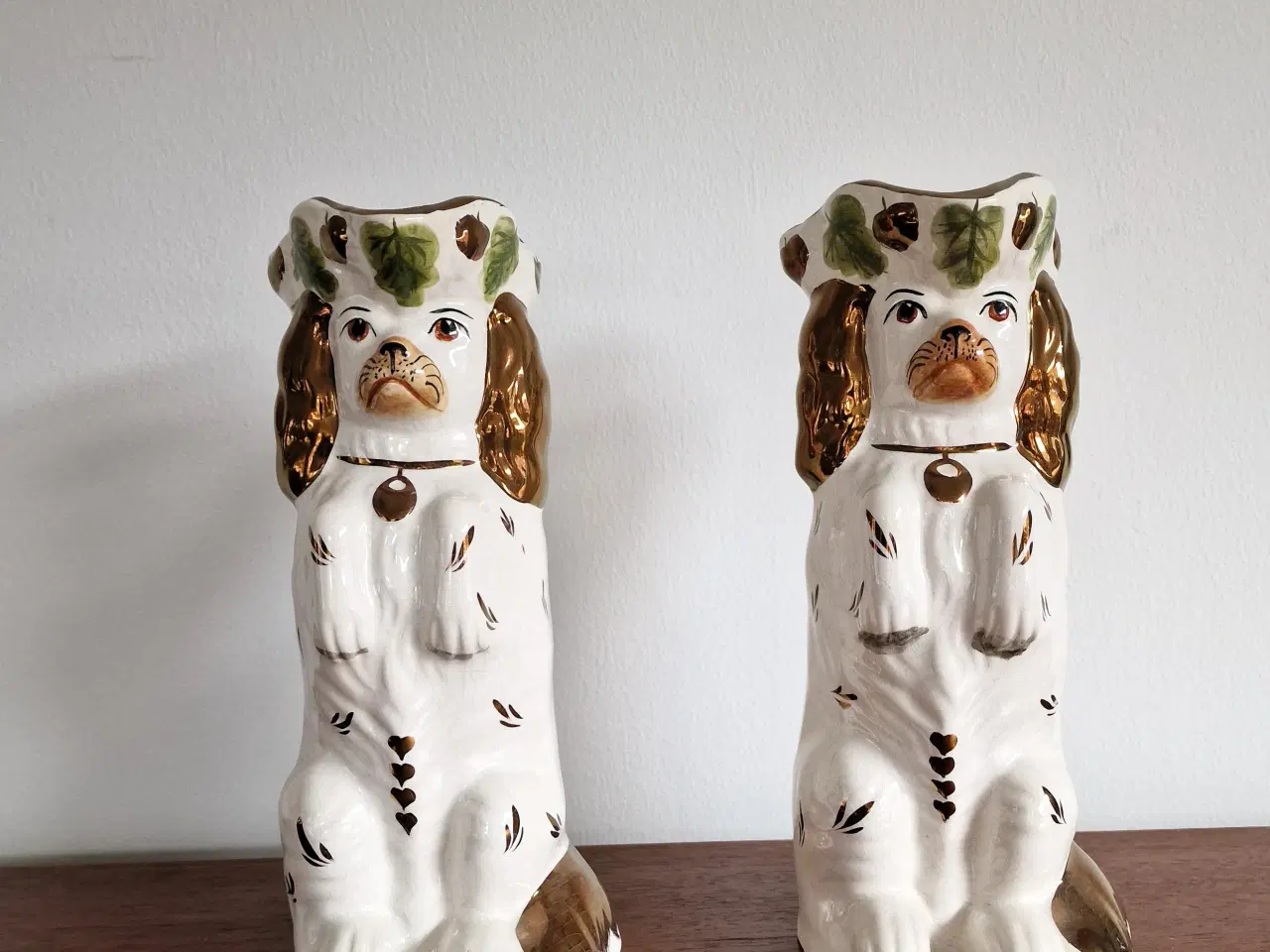 Billede 3 - 2 stk engelske vintage porcelæns figure.