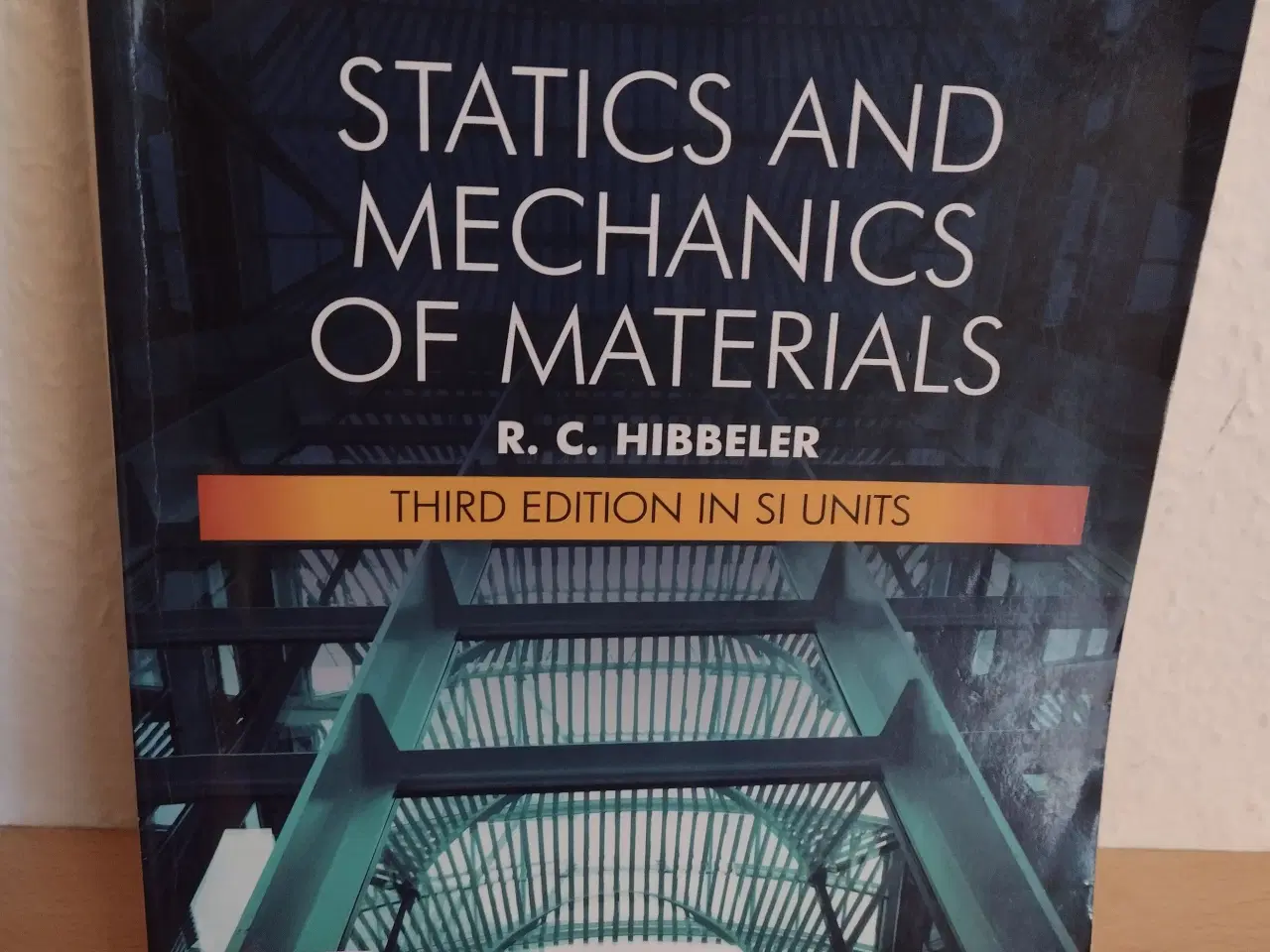 Billede 1 - Statics and mechanics of materials