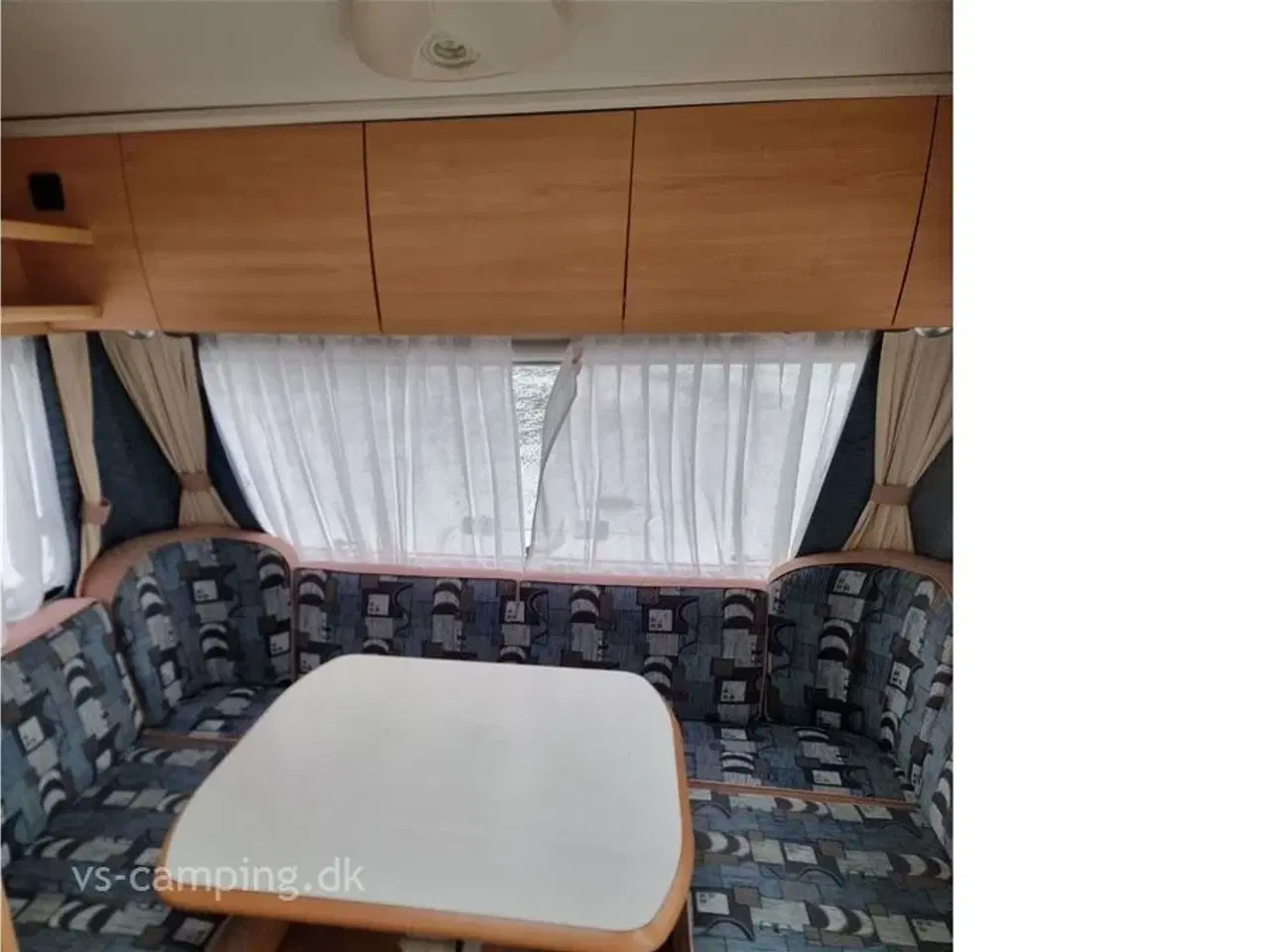 Billede 5 - 2005 - Home-Car Racer Spirit 45 VELHOLDT CAMPINGVOGN TIL SMÅ PENGE MED RUNDSIDDEGRUPPE OG FRANSK SENG.