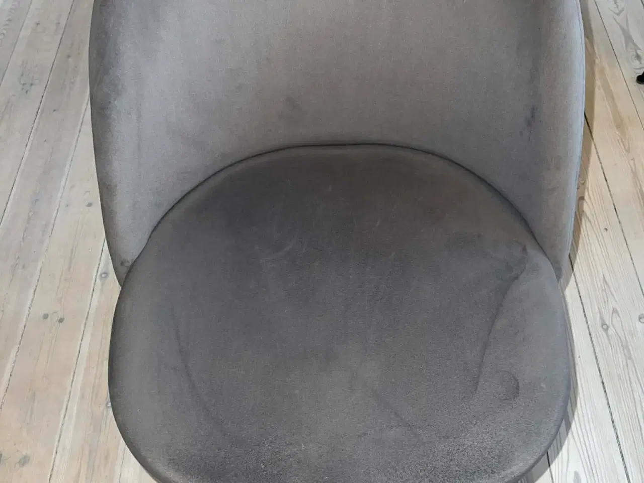 Billede 1 - Spisebordsstole – 4 stk. i god stand