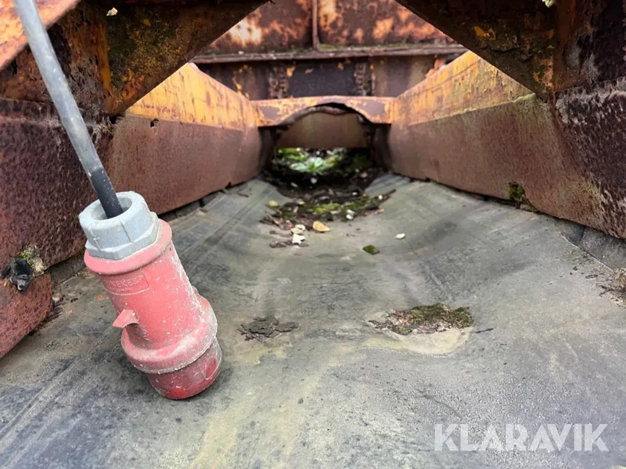 Billede 6 - Fødekasse med udleveringsbånd