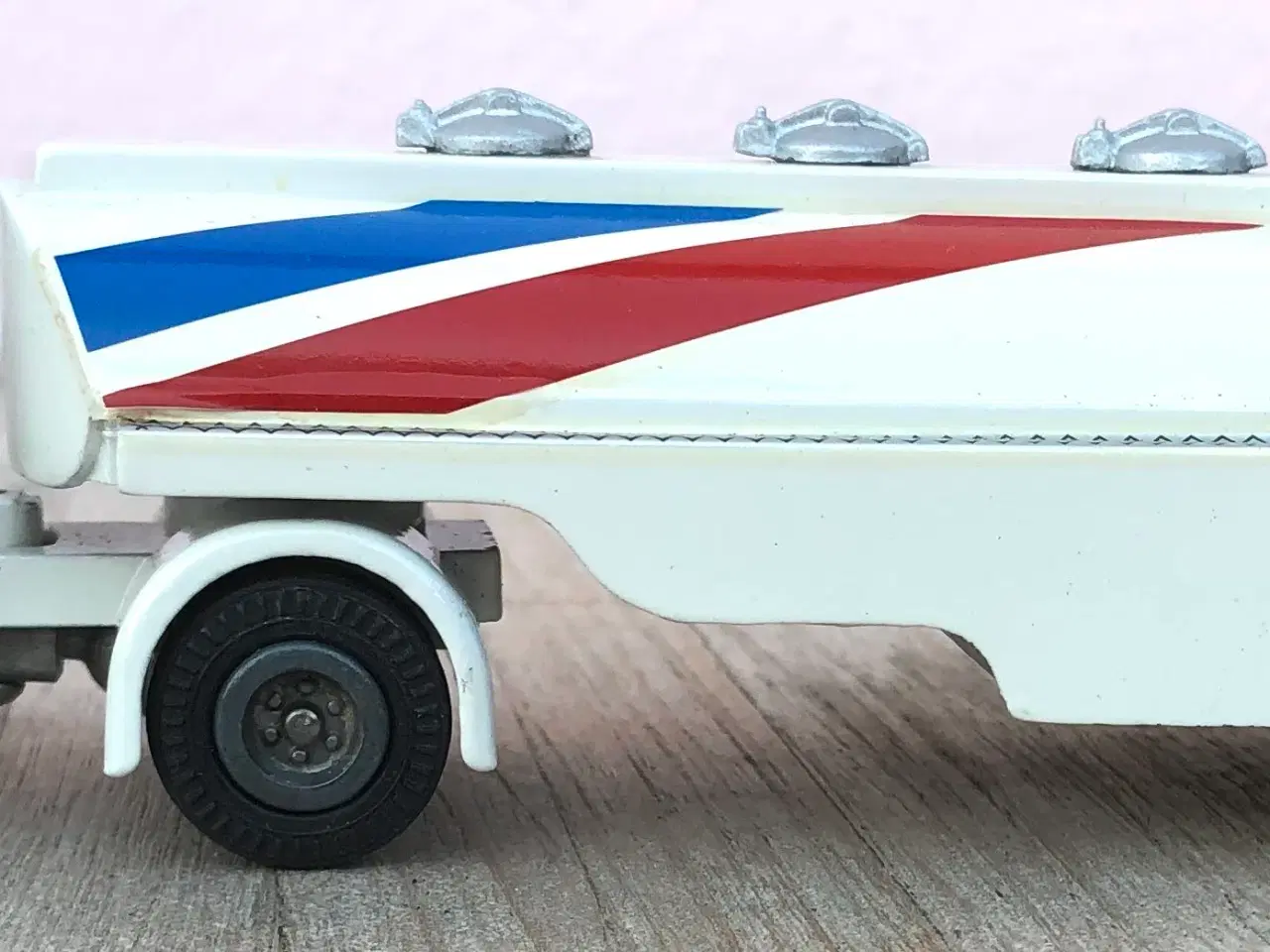 Billede 1 - TEKNO...SCANIA 110 CALPAM CHEVRON TANKVOGN