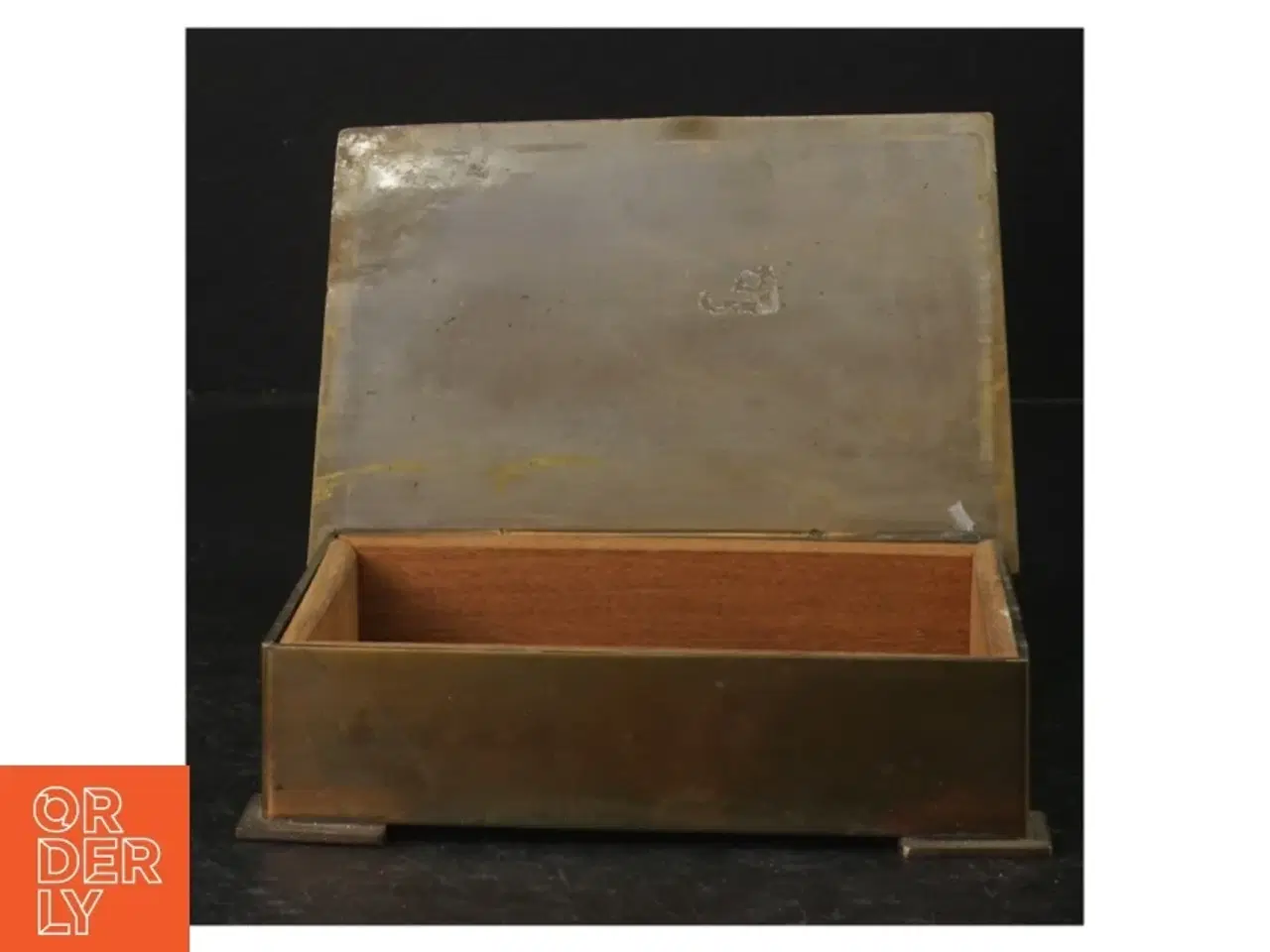 Billede 3 - Træskrin med metalbeslag (str. 14x10 cm)