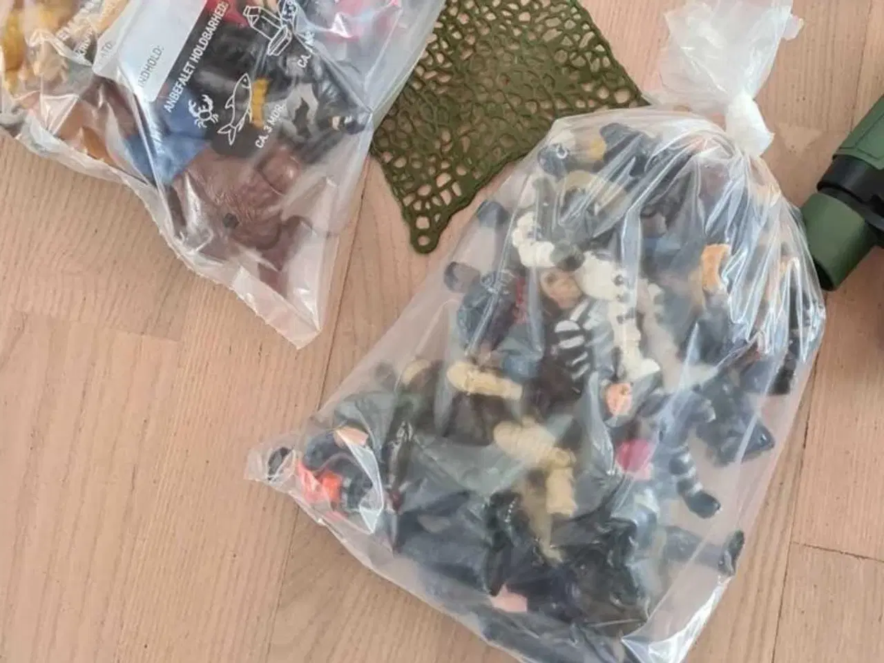 Billede 2 - Figure, biler 