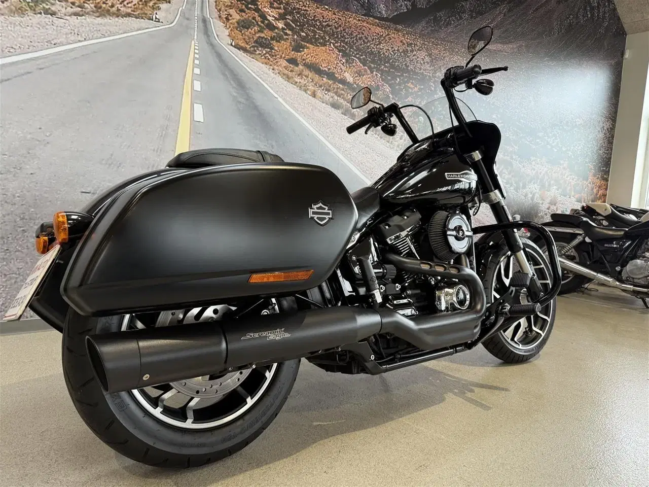 Billede 2 - Harley-Davidson FLSB Sport Glide 107"