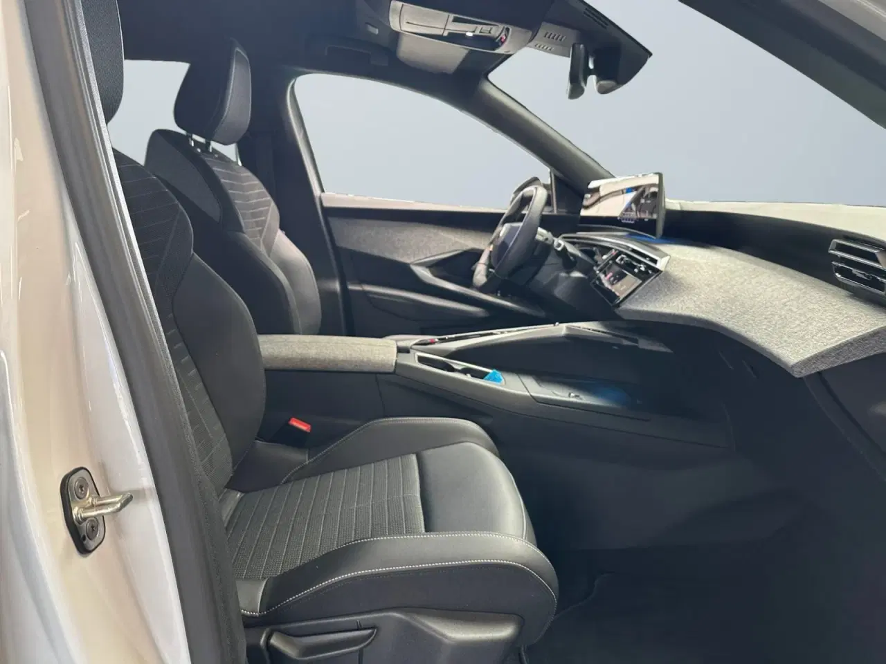 Billede 15 - Peugeot e-3008 77 Allure