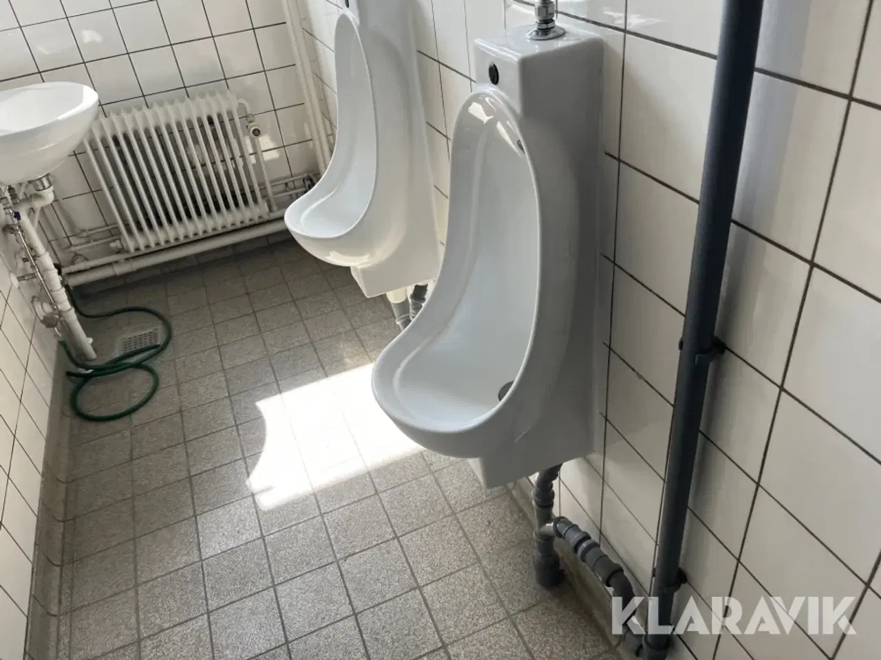 Billede 2 - Toilet inventar