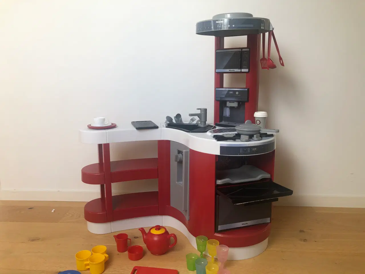Billede 1 - Lege køkken med tilbehør