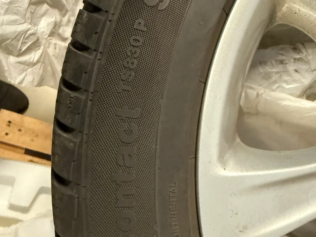 Billede 1 - Vinterdæk Fra Continental 