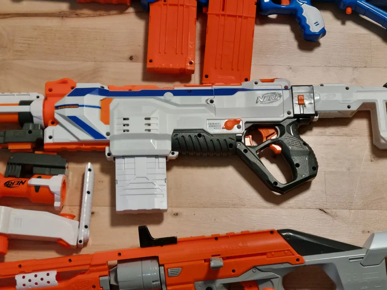 Billede 3 - Diverse nerfguns, mål og darts