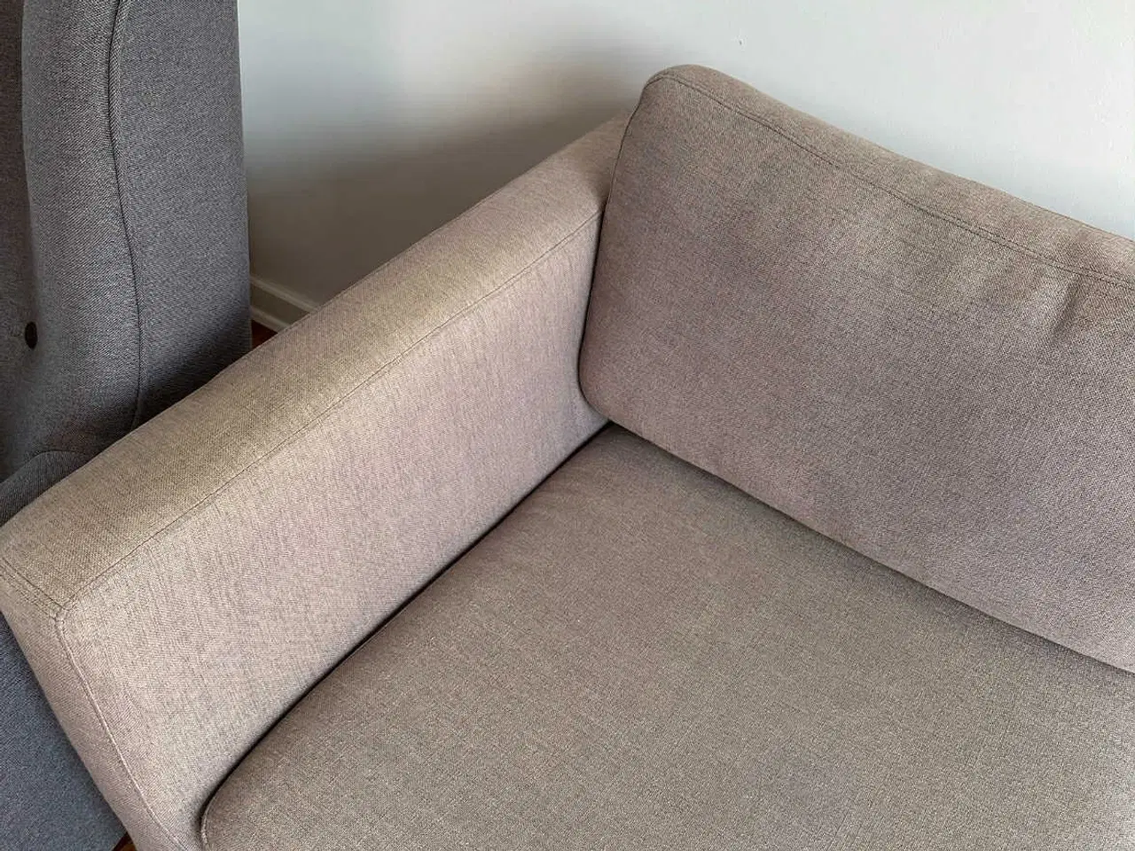 Billede 2 - Grå Alice sofa fra Sofacompany.