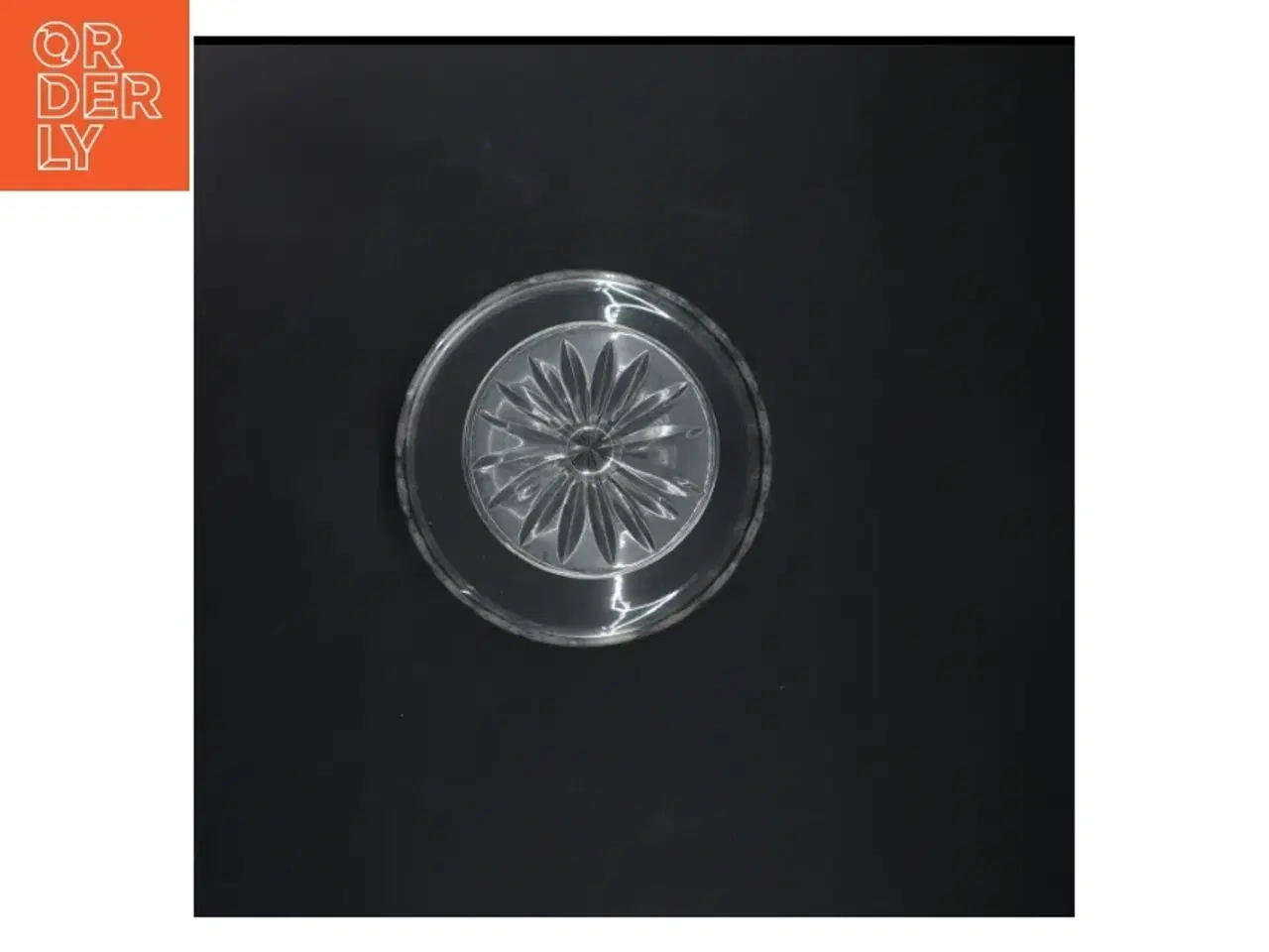 Billede 3 - Glasskål på fod (str. Ø 17,5 cm)