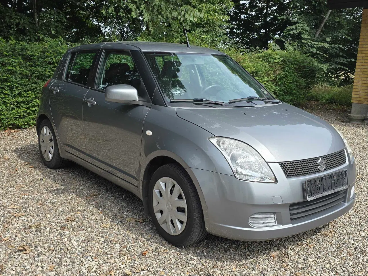 Billede 6 - Nysynet Suzuki Swift 1.3 Benzin 