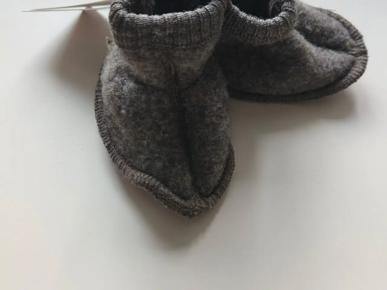Billede 4 - (nyt) Soft Gallery Merinould hat, sko og handsker 