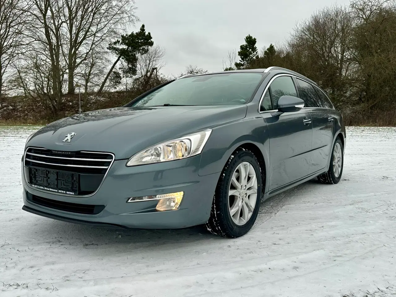 Billede 1 - Lav km. som ny bil.