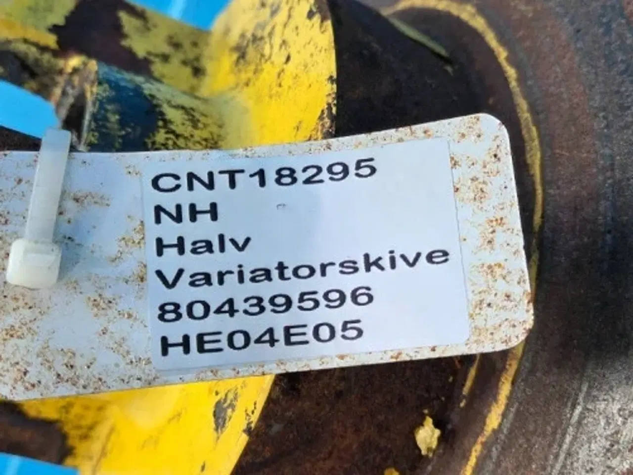 Billede 21 - New Holland TF42 Halv Variatorskive 80439596