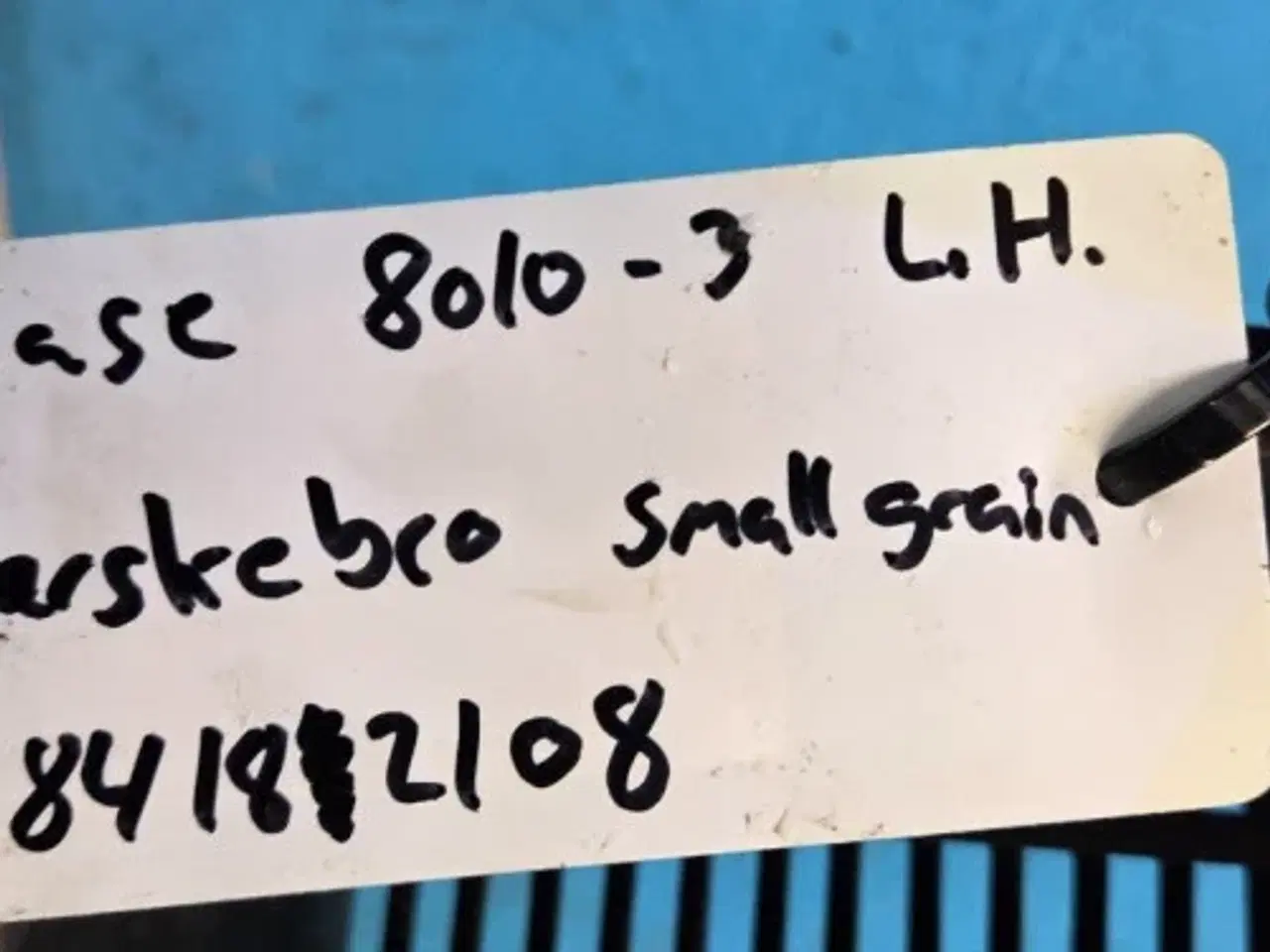 Billede 2 - Case 8010 Tærskebro L. 84182108