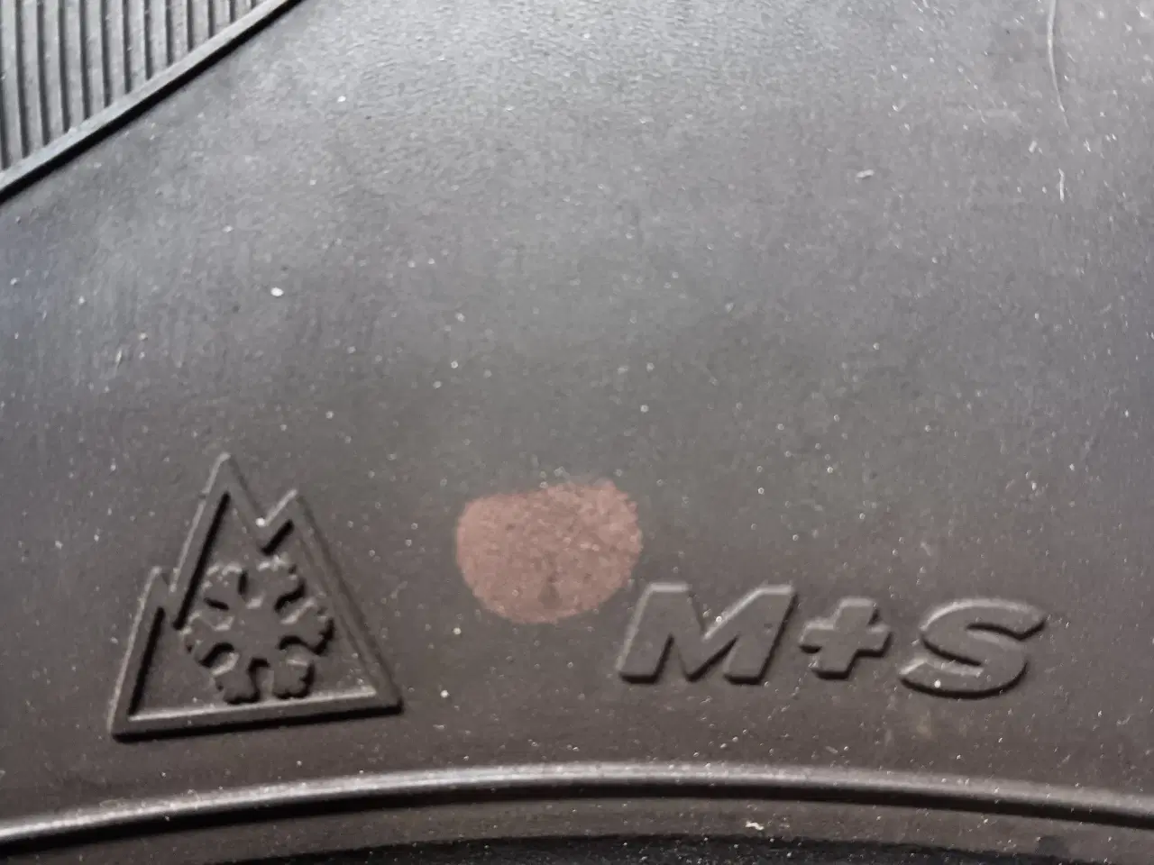 Billede 2 - 2 vinterdæk 185/65 15