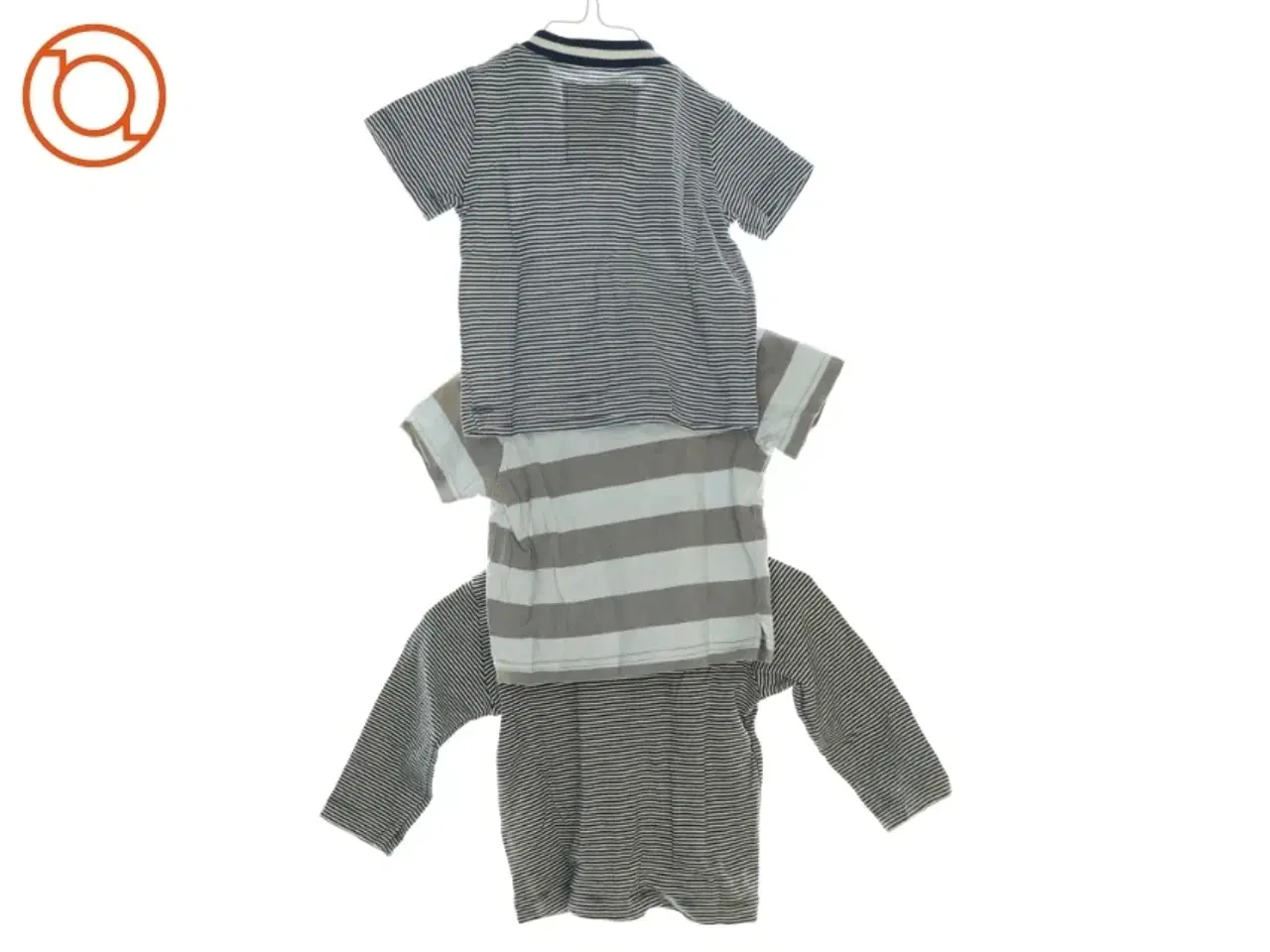 Billede 2 - T-Shirts (3 stk) (str. 12 mdr), Petit Bateau og Carter’s