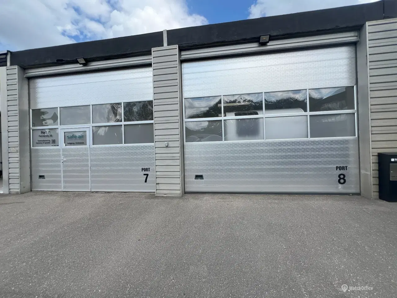 Billede 15 - Erhvervslejemål med 2 gode elporte