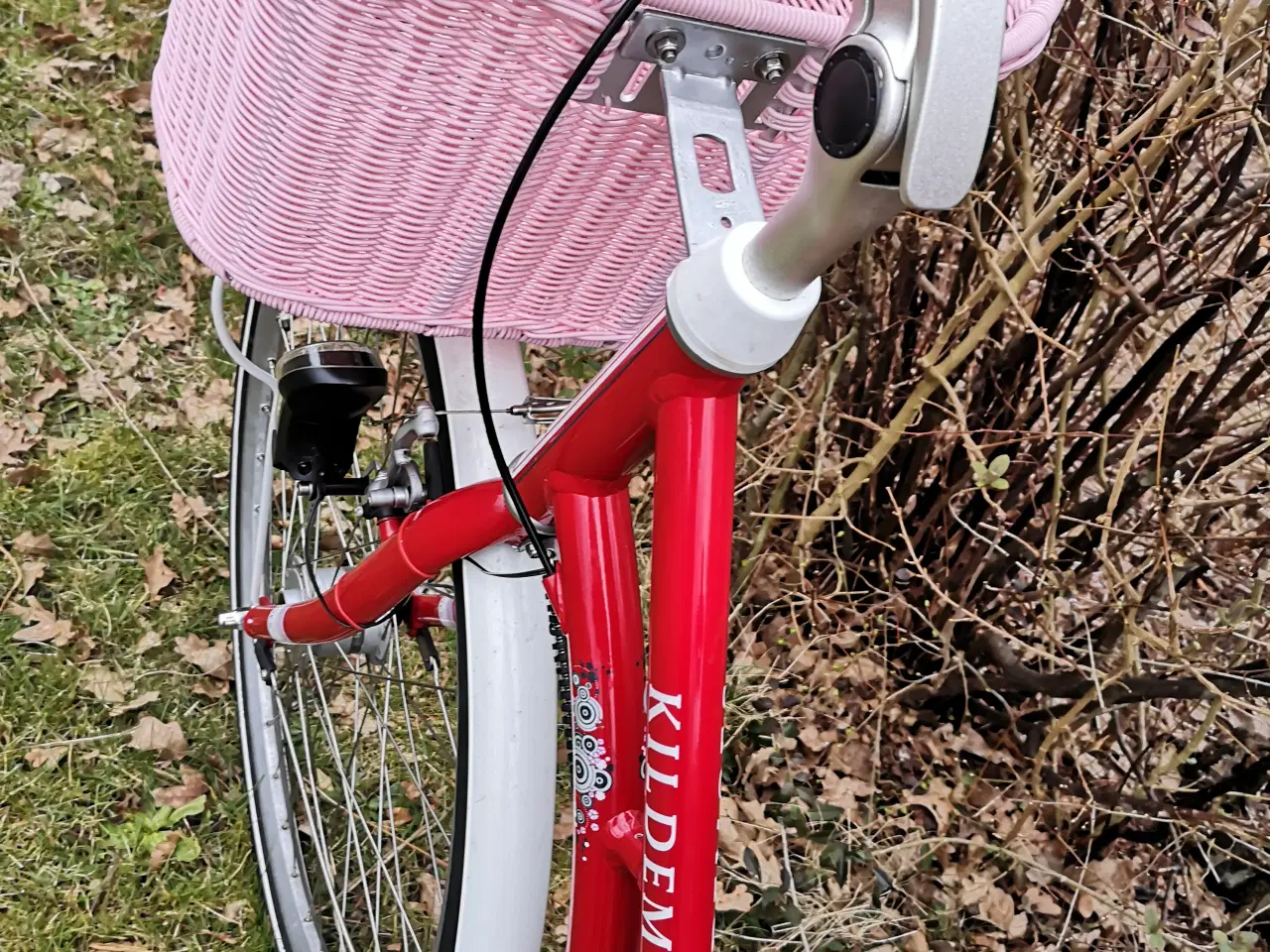 Billede 8 - Næsten ny Kildemoes dame- pige cykel 28" , 55cm ,
