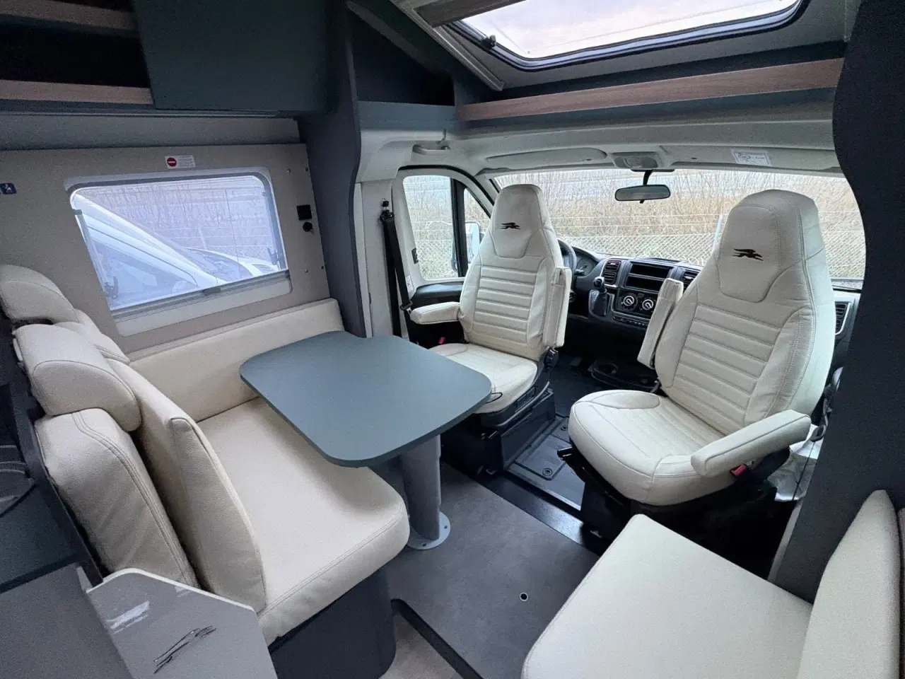 Billede 17 - Laika Kosmo  L409 aut.