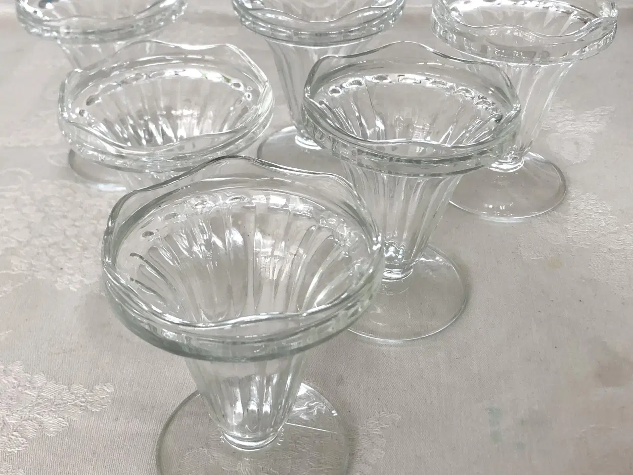 Billede 1 - 6 serveringsglas/desertskåle
