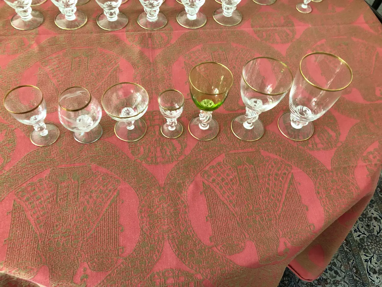 Billede 2 - Lyngby glas sælges samlet.