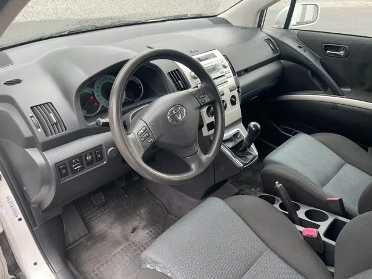 Billede 5 - Toyota Corolla Verso 2,2 D-4D Terra 7prs