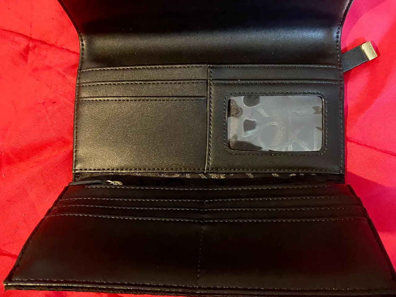 Billede 9 - CALVIN KLEIN taske og pung