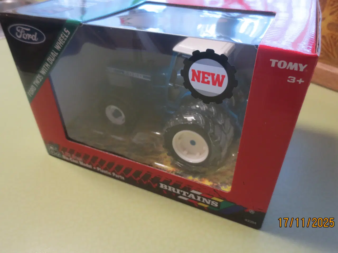 Billede 1 - 1 stk Ny Modeltraktor Ford TW 35 med tvillinghjul