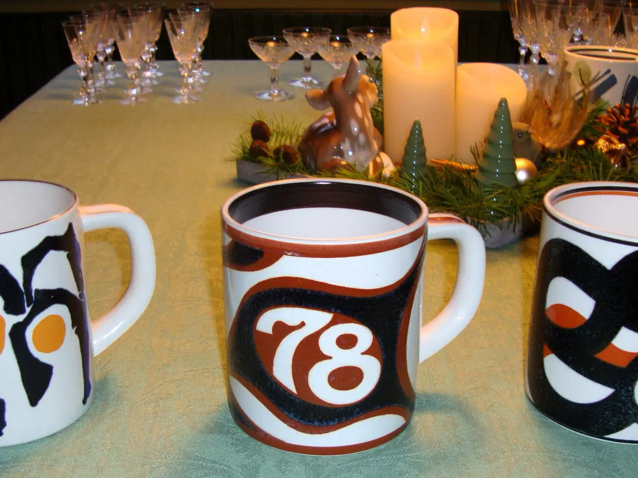 Billede 2 - Årskrus, store fra Royal Copenhagen