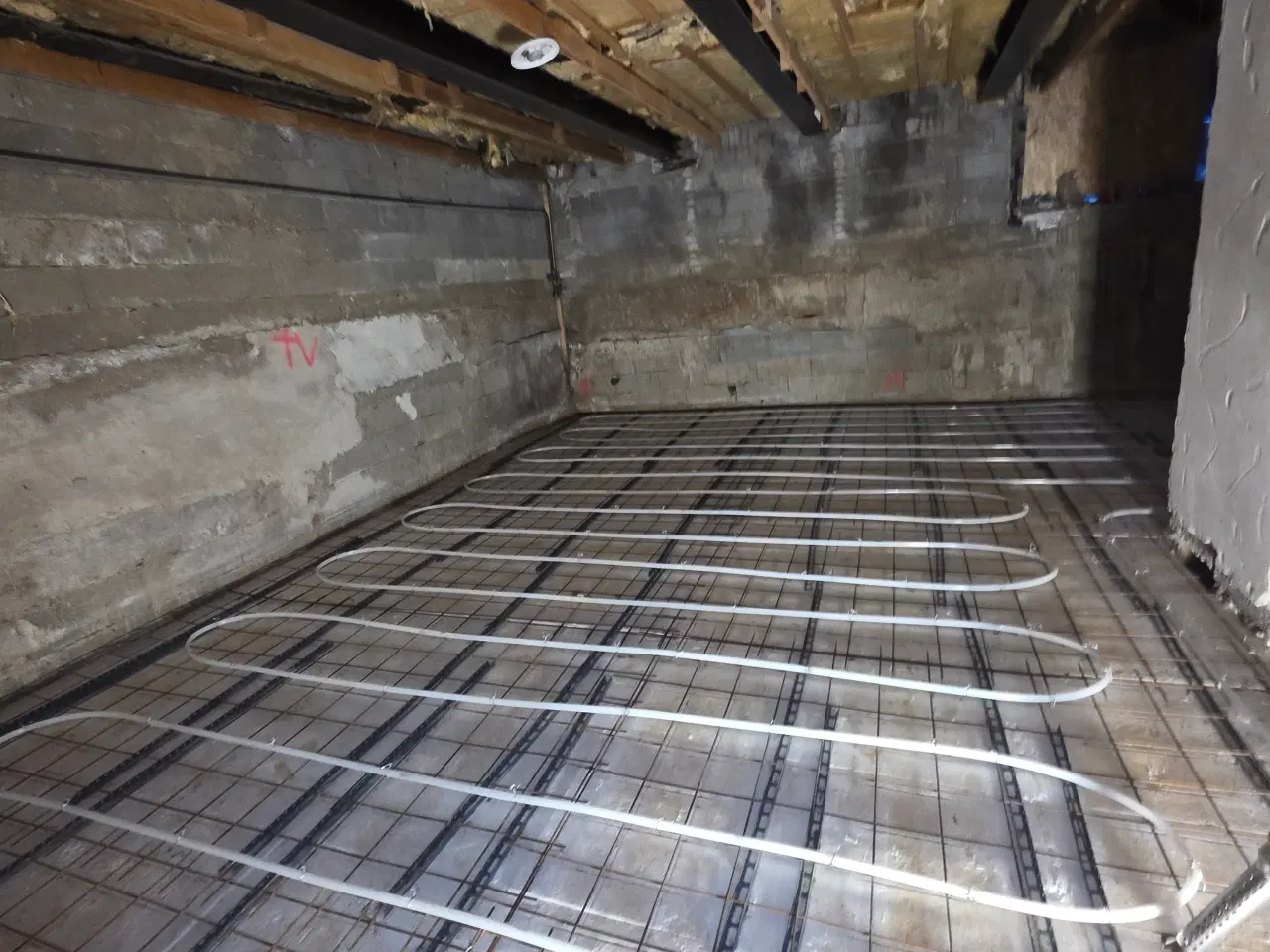 Billede 6 - Jeg udfører belægningsarbejde.