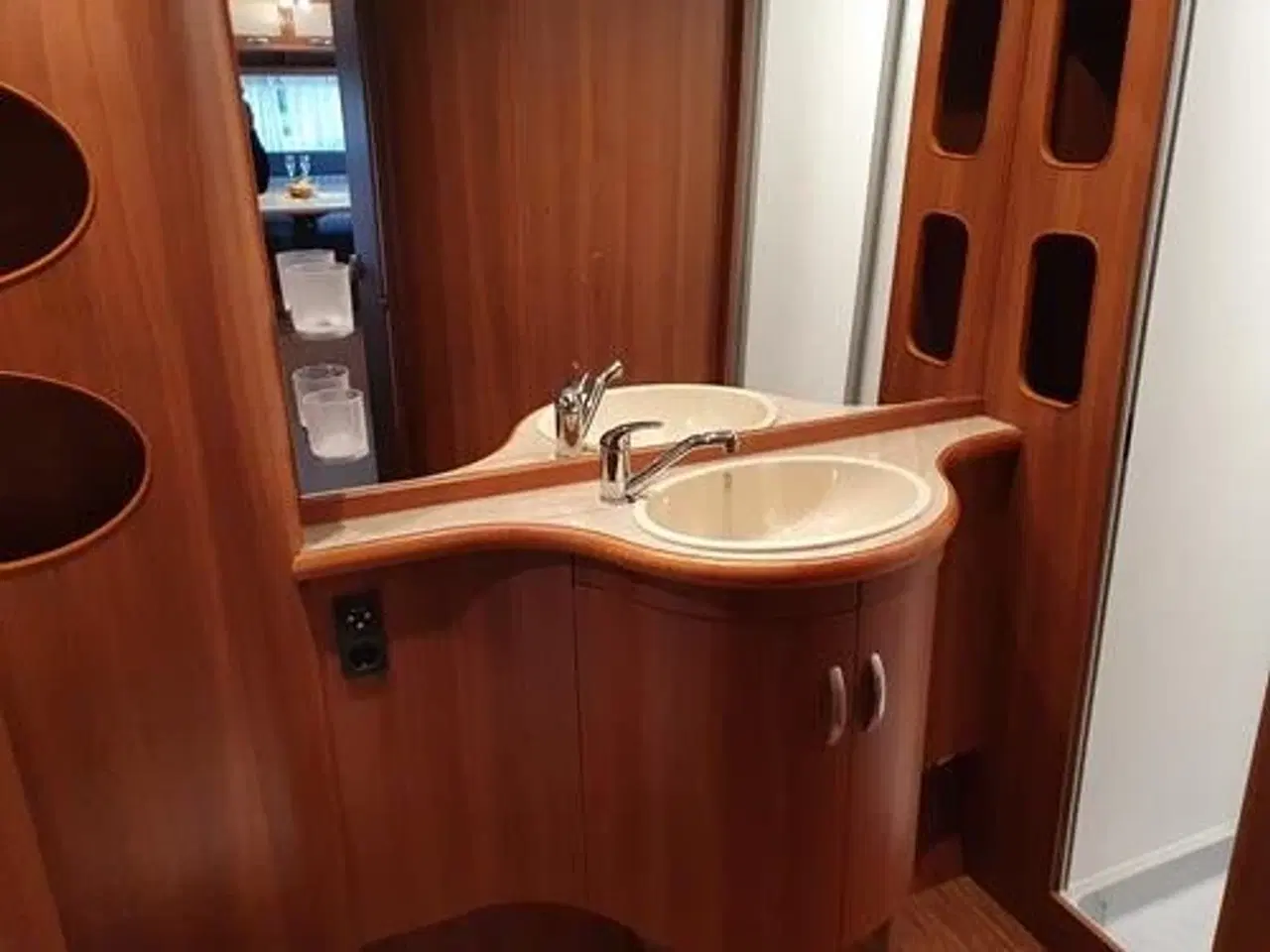 Billede 5 - Hobby PRESTIGE 650 WFU