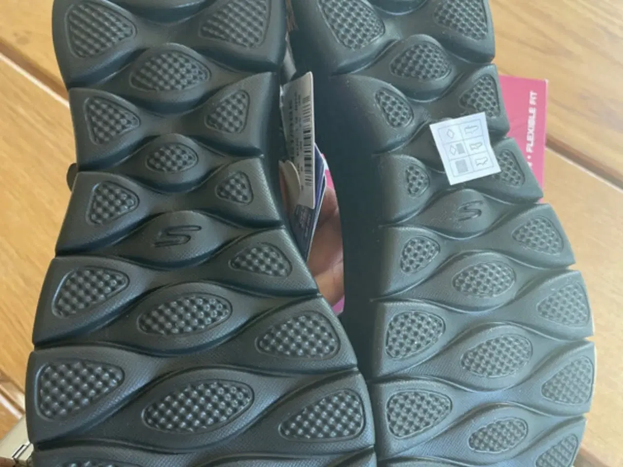 Billede 5 - Super bløde sandaler