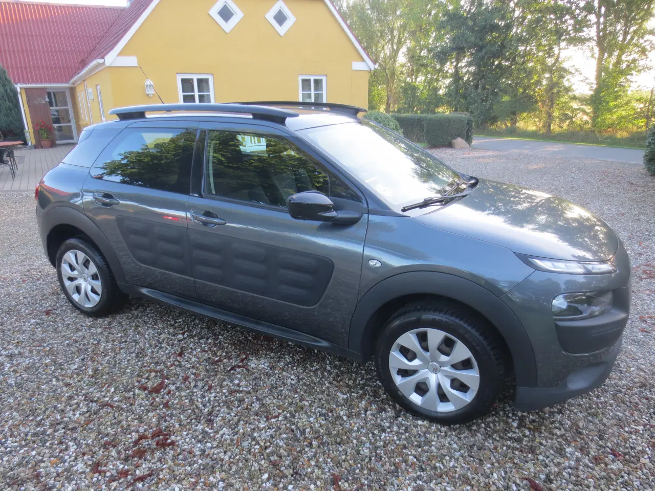 Billede 4 - Citroen C4 Cactus 1.2 i År 2015. Nysynet  