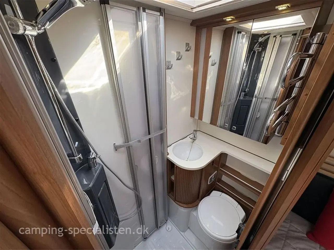 Billede 11 - 2013 - Kabe Royal 590 XL KS   Kabe Royal 590 XL KS 2013 - Se den nu hos Cmping-Specialisten.dk