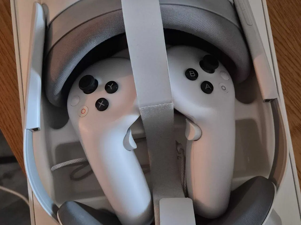 Billede 1 - pico 4 ultra 256 gb, vr trackers kan byttes