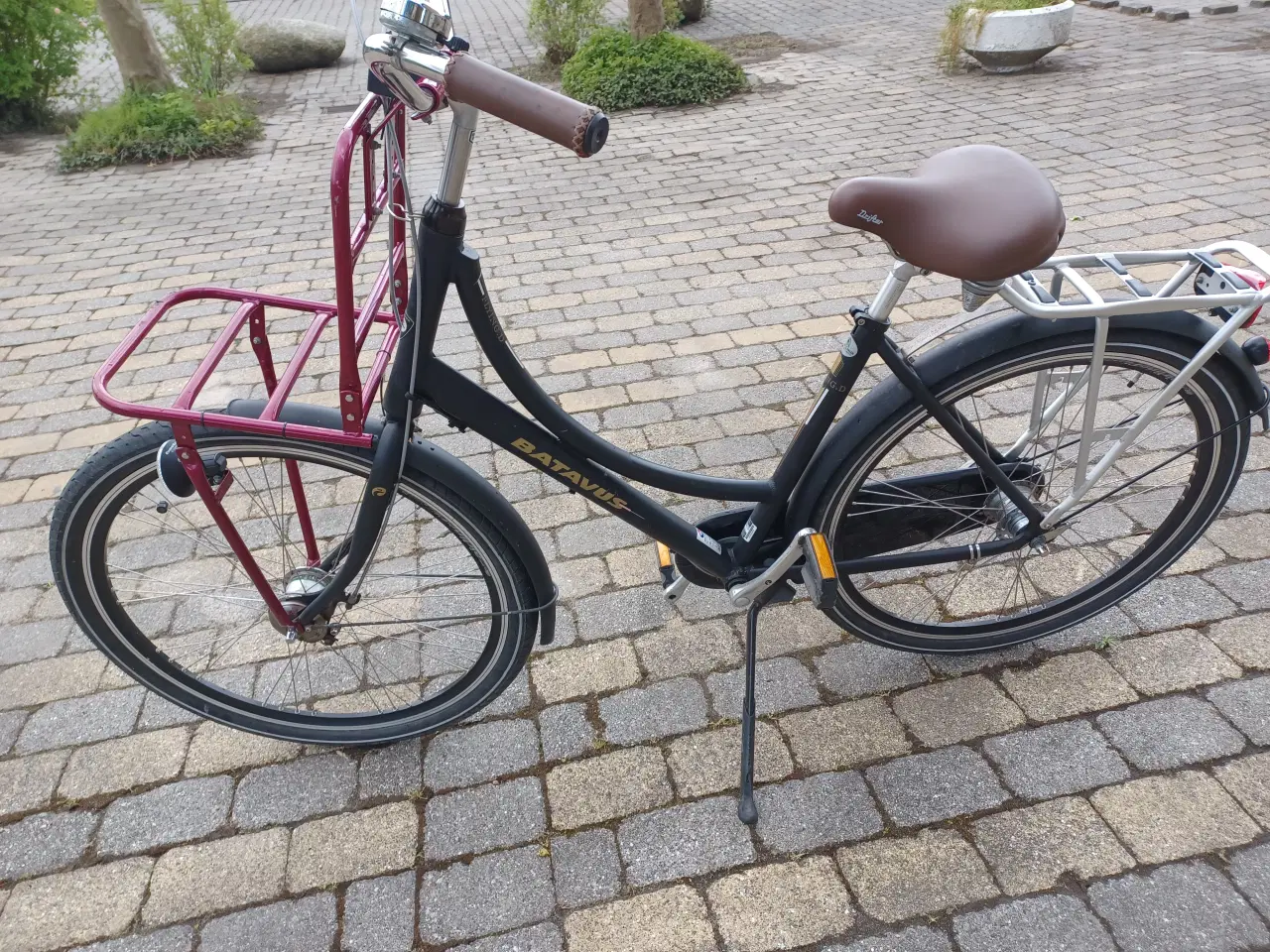 Billede 1 - Batavus damecykel