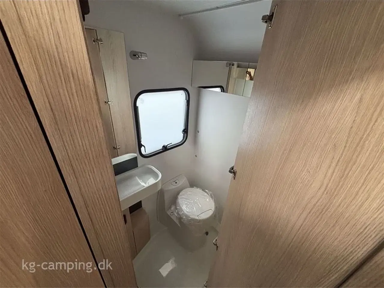 Billede 8 - 2025 - Adria Aviva 522 PT 3 køjer Let, lækker vogn med 3 køjer.