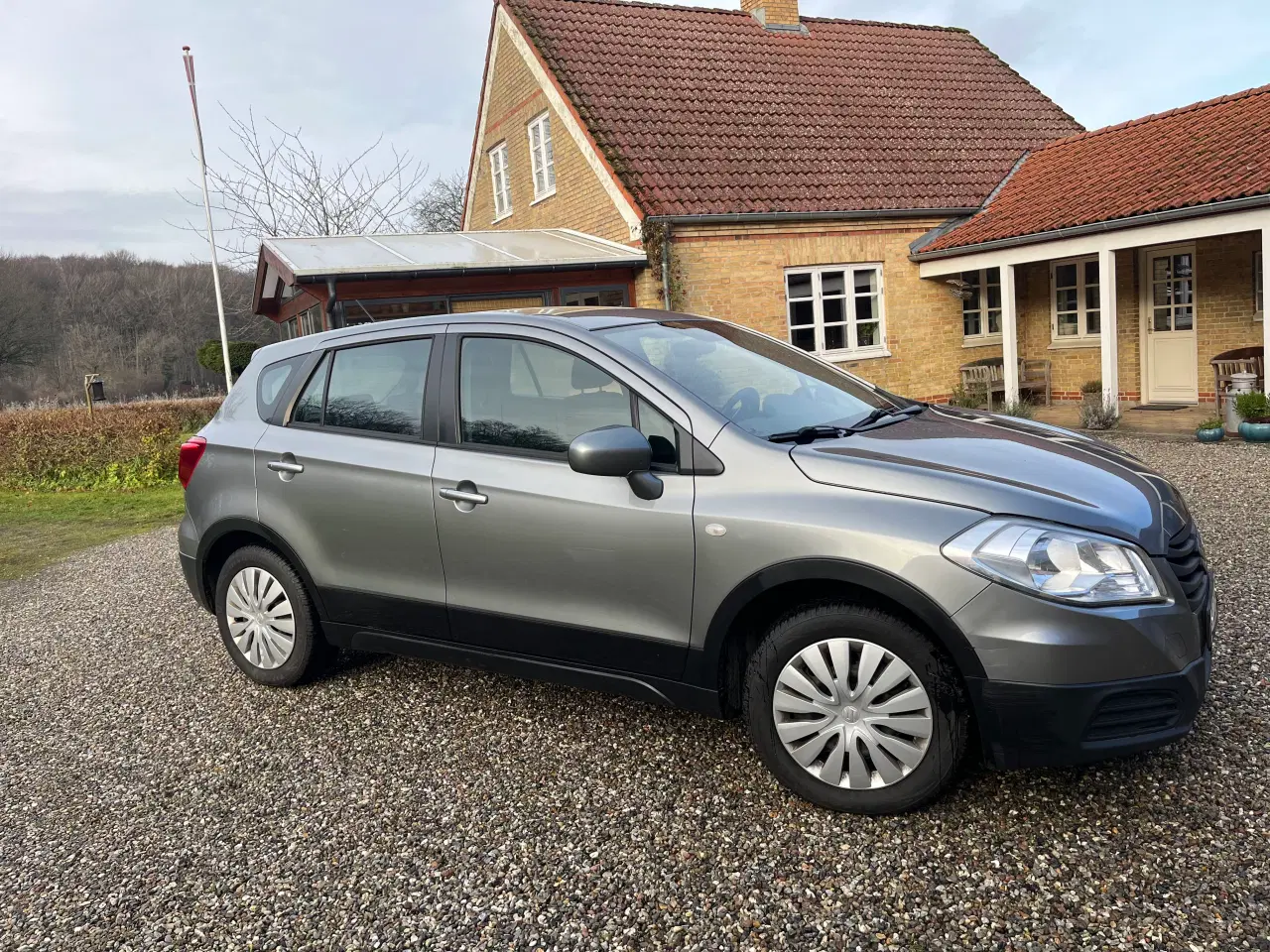 Billede 2 - Velholdt flot Suzuki S-Cross