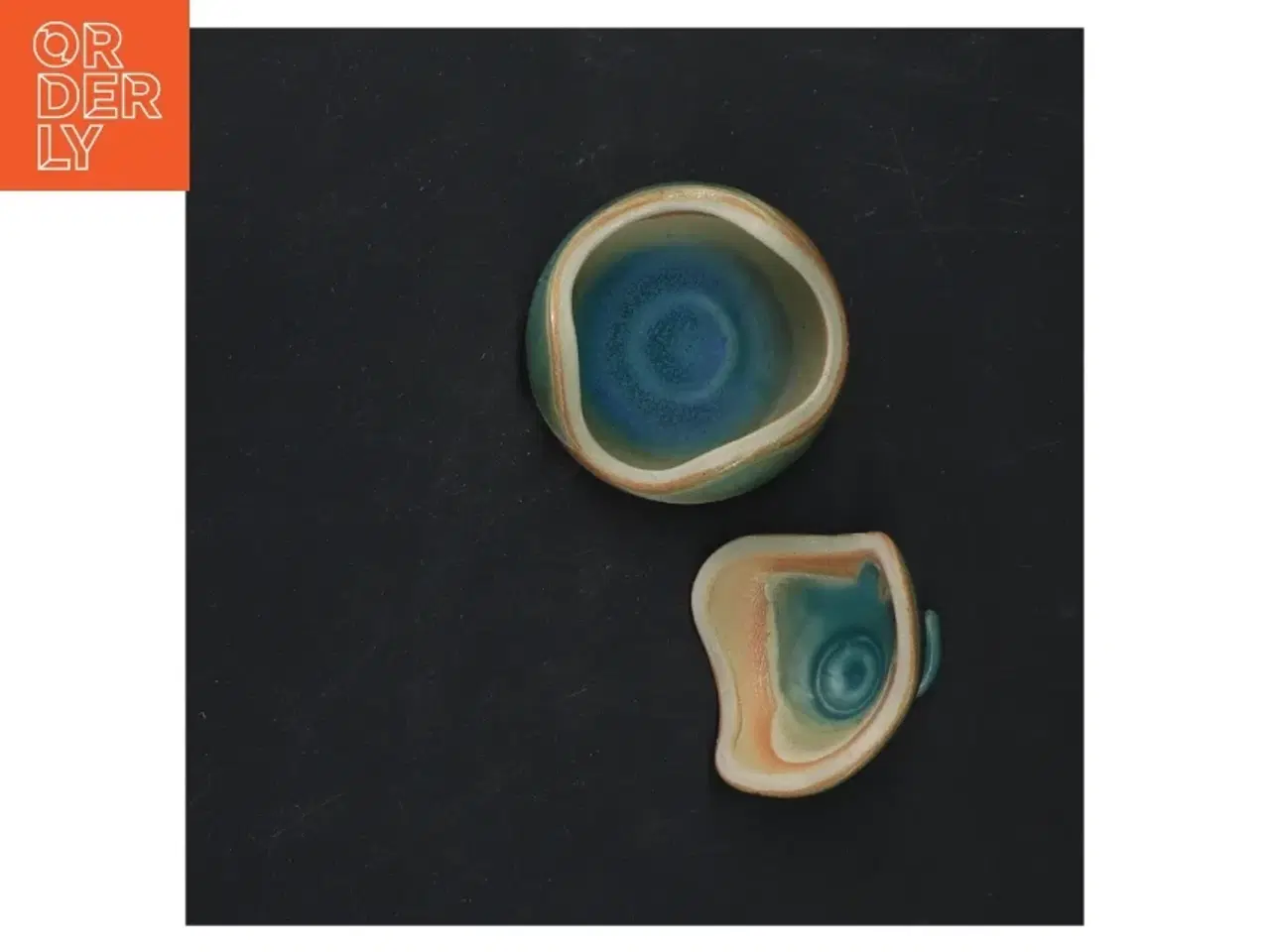 Billede 5 - Keramisk skål med låg (str.  6x6 cm)