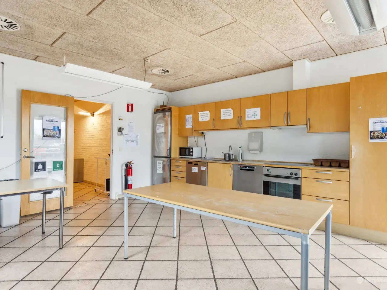 Billede 16 - Lagerhaller til leje i Odense – 7 911 m² lager- og logistikejendom med 10 porte