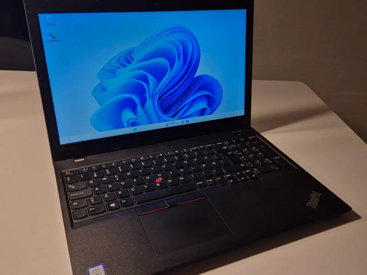 Billede 1 - Lenovo ThinkPad L590, Core i3, 8GB RAM, 128GB SSD