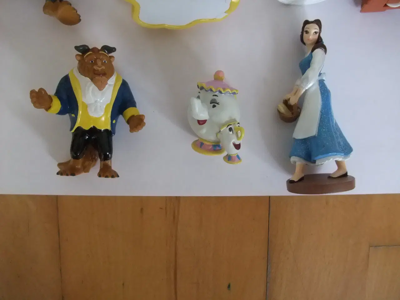 Billede 5 - Skønheden og udyret Figurer