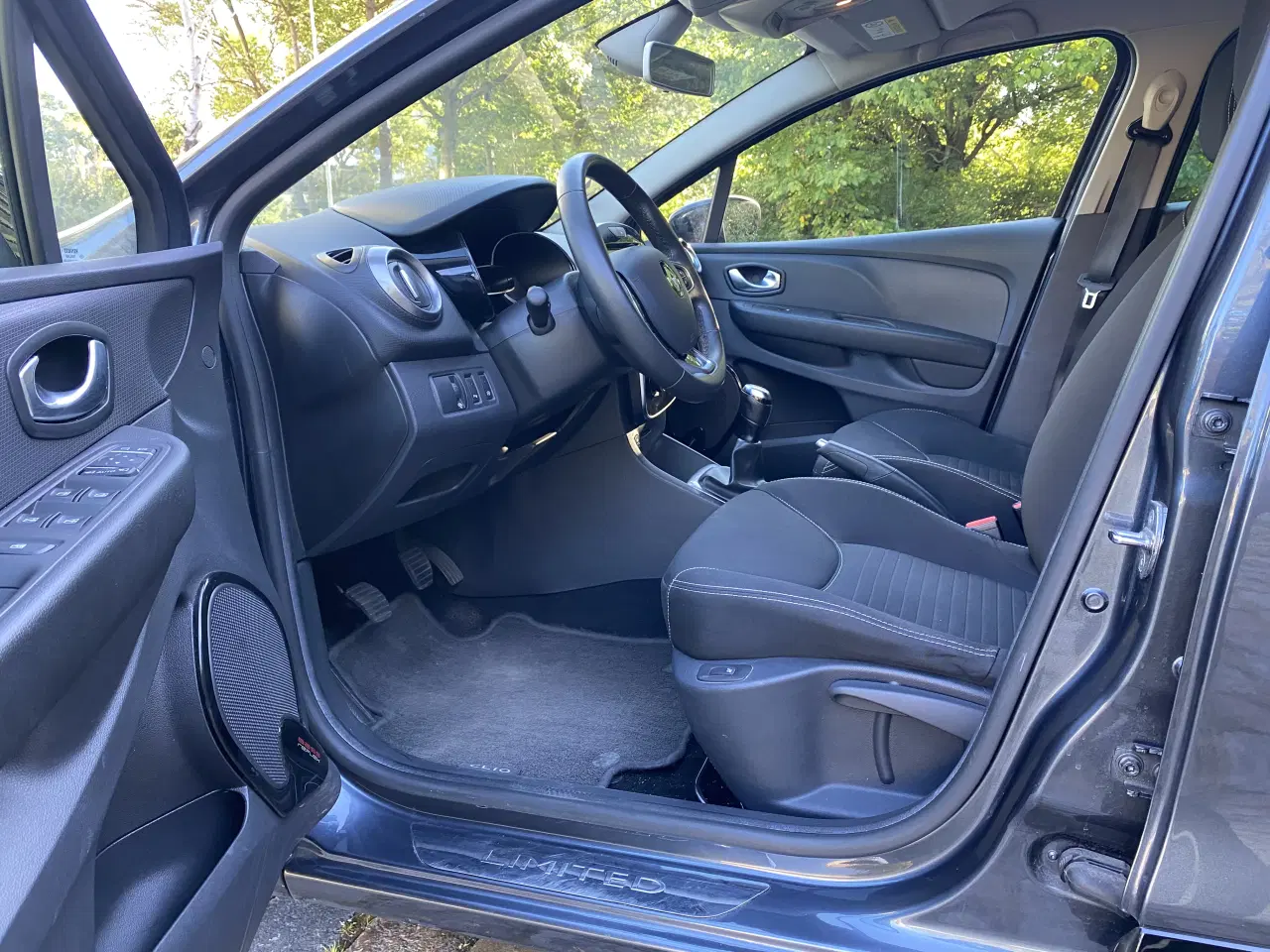 Billede 4 - 🍋Renault Clio Limited TCe 90 5 dørs lav kilometer