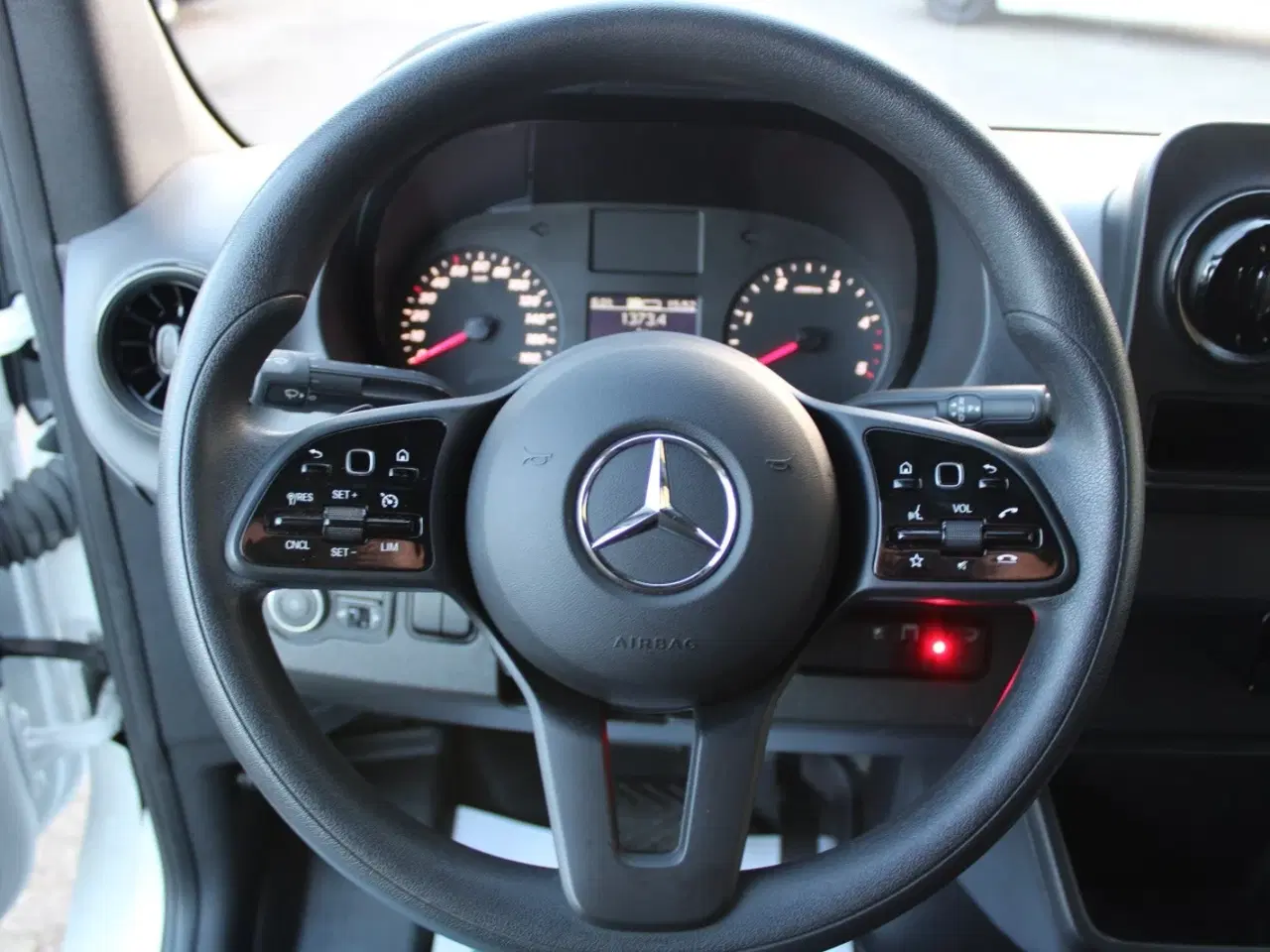 Billede 4 - Mercedes Sprinter 317 2,0 CDi A3 Alukasse m/lift aut. RWD