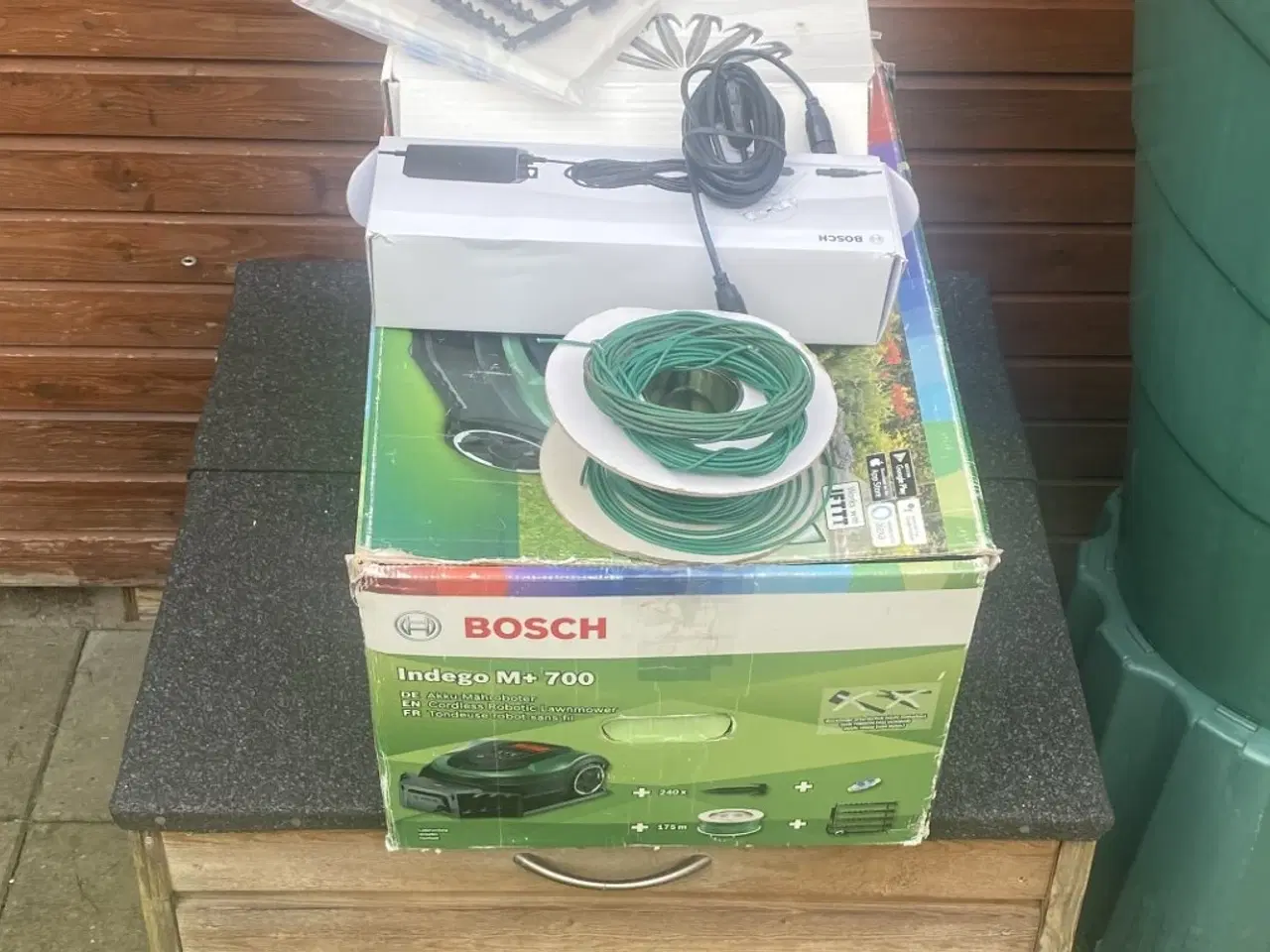 Billede 14 - Bosch robotplæneklipper Indego M+ 700