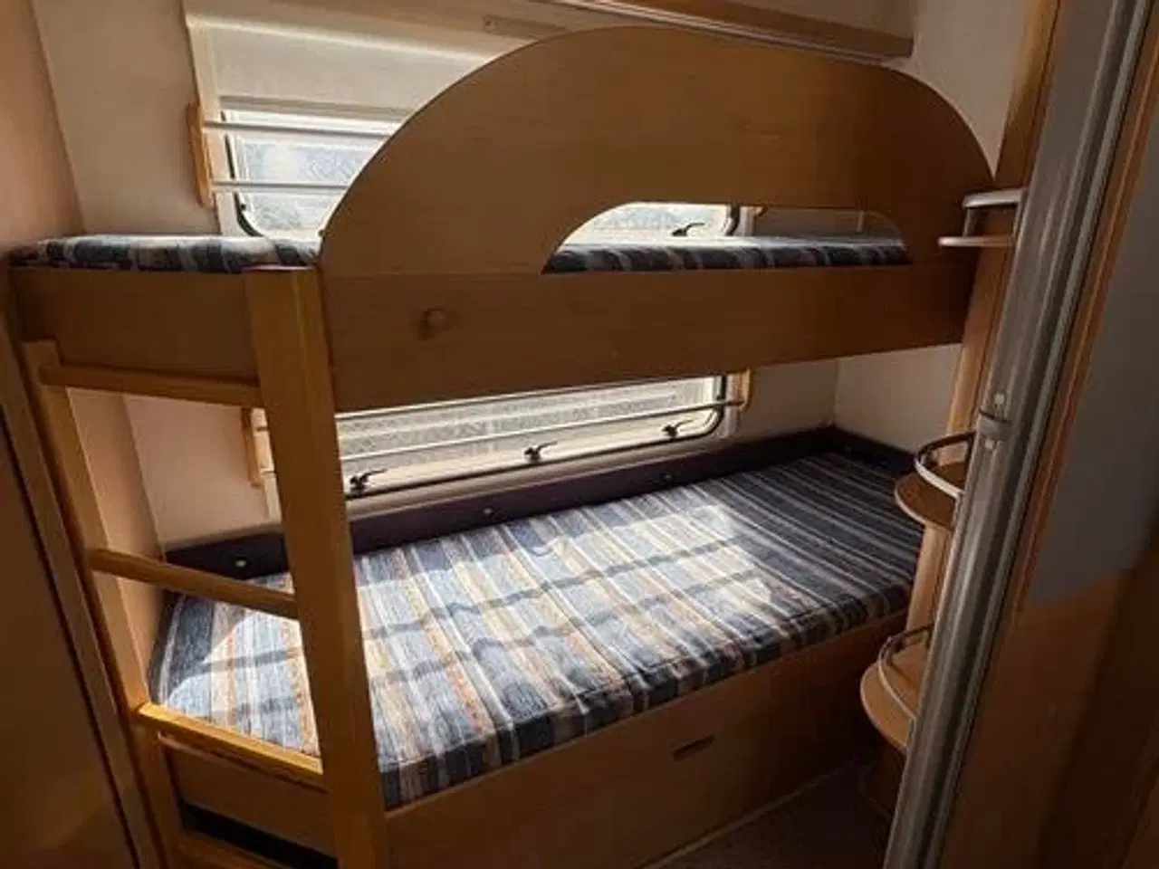 Billede 3 - Knaus SÜDWIND 550 QSK