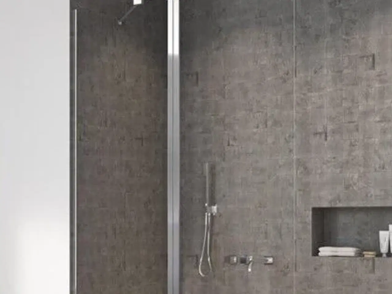 Billede 1 - Badekar-bruserløsning med kromprofiler STRØMBERG